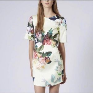 Topshop short sleeved floral print dress